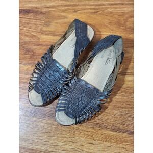 Vintage Cara Mia Size 7 Leather Open Toe Sandals Read